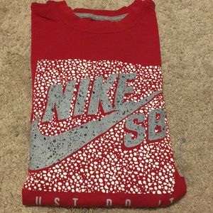 Nike T-shirt